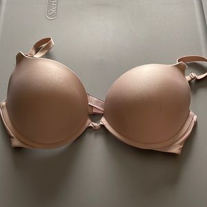 Victorias Secret nude push up bra
